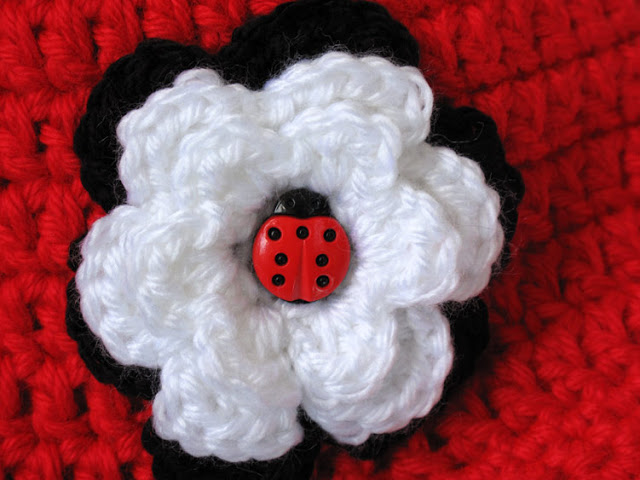 Crochet Ladybug Newsboy Cap Detail