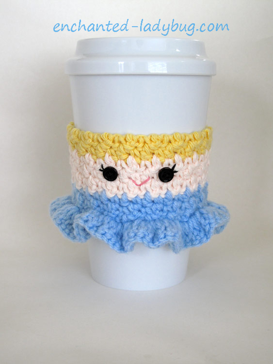 Free Crochet Pattern: Cinderella Coffee Cup Cozy
